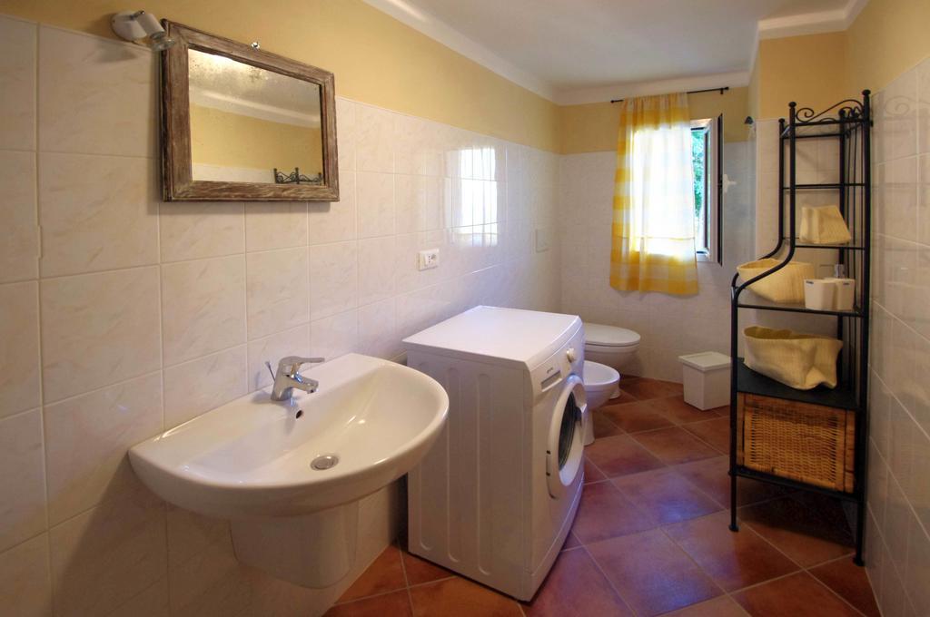 Agriturismo Mulino Del Castello Nasino الغرفة الصورة